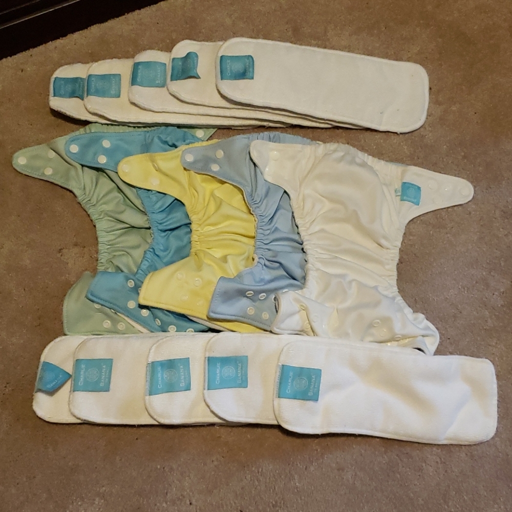 5 Charlie Banana pocket diapers with inserts